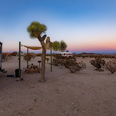 Jt Village Campground - Casa Pequena